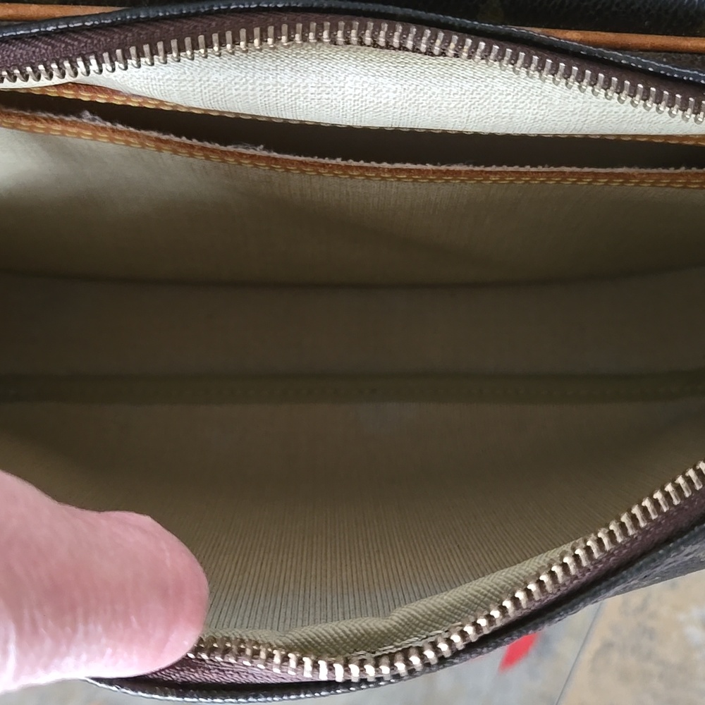 LOUIS VUITTON MONOGRAM  Messenger Bag - Picture 7 of 17